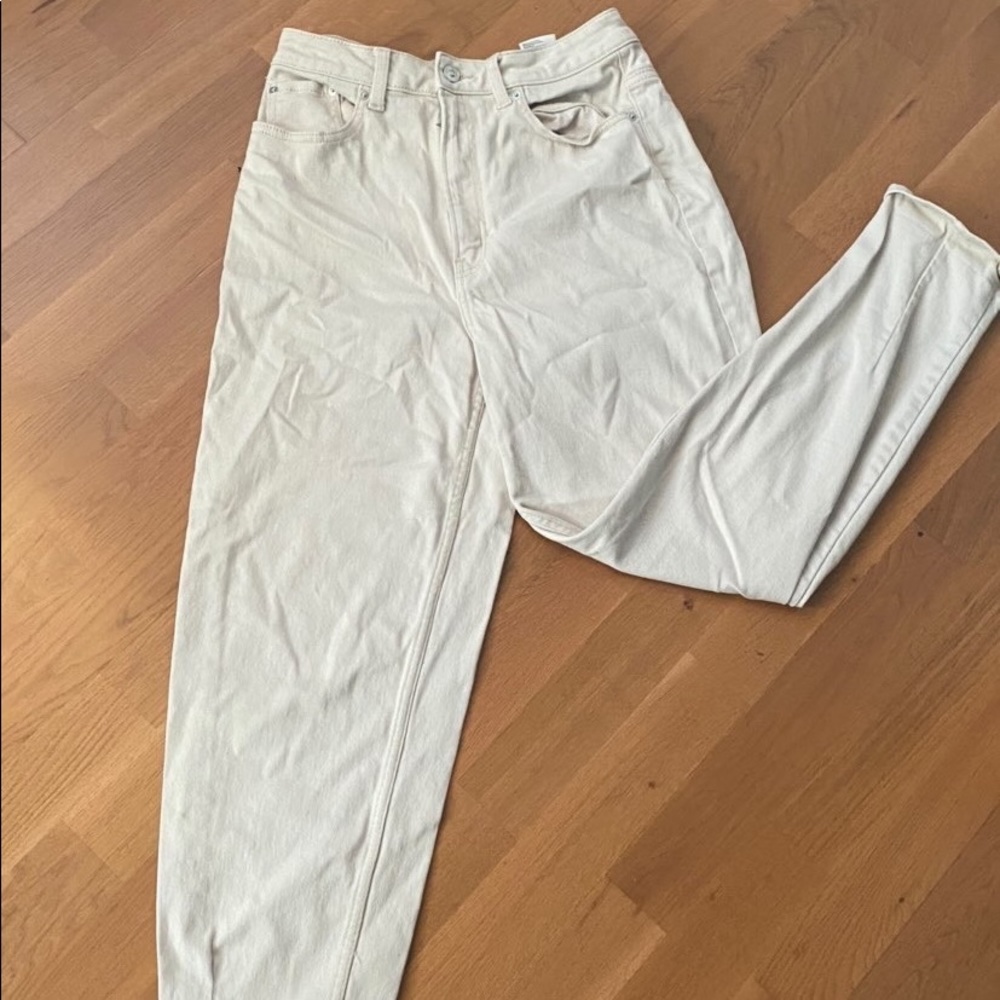 beige pants